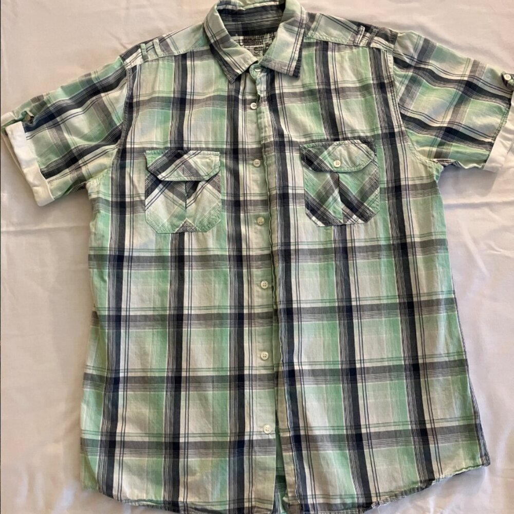 Urban Spirit Men Plaid T-Shirt Short Sleeves Green/Navy Blue Size L